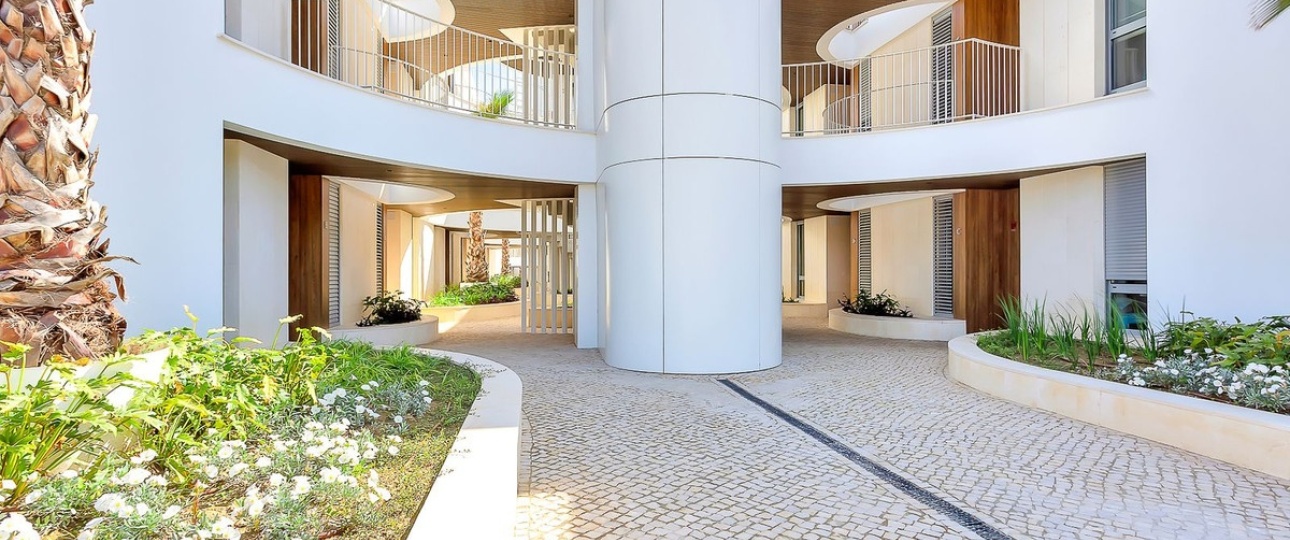 Resale - apartment - Marbella - Elviria