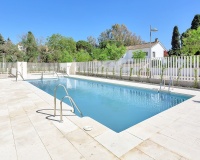 Resale - apartment - Marbella - Elviria