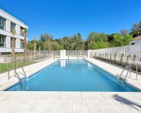 Resale - apartment - Marbella - Elviria