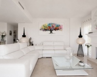 Resale - apartment - Marbella - Elviria