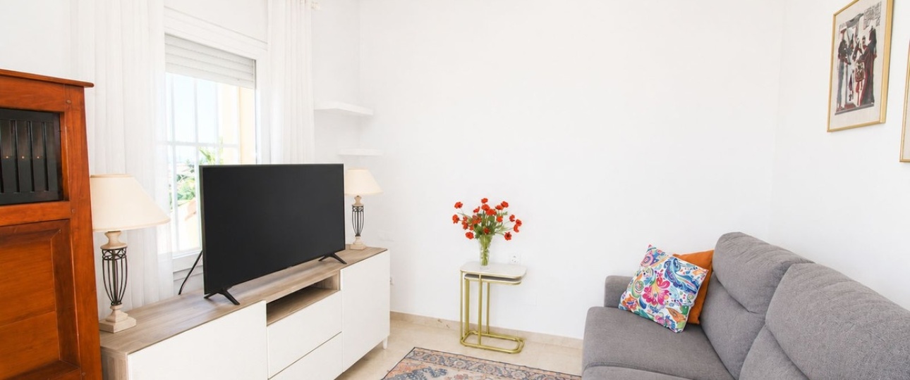 Resale - apartment - Marbella - Elviria