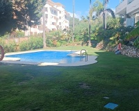 Resale - apartment - Marbella - Elviria