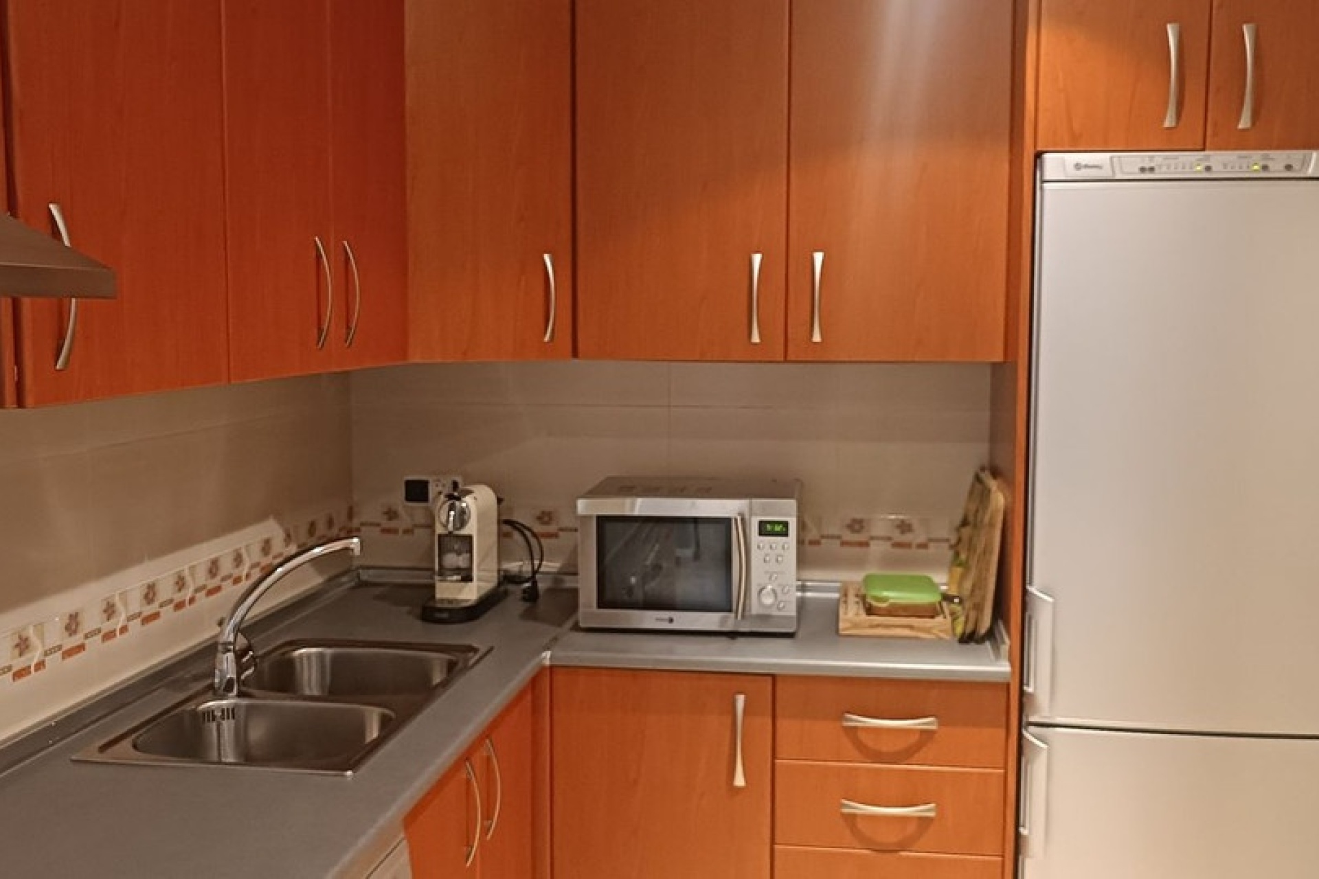 Resale - apartment - Marbella - Elviria