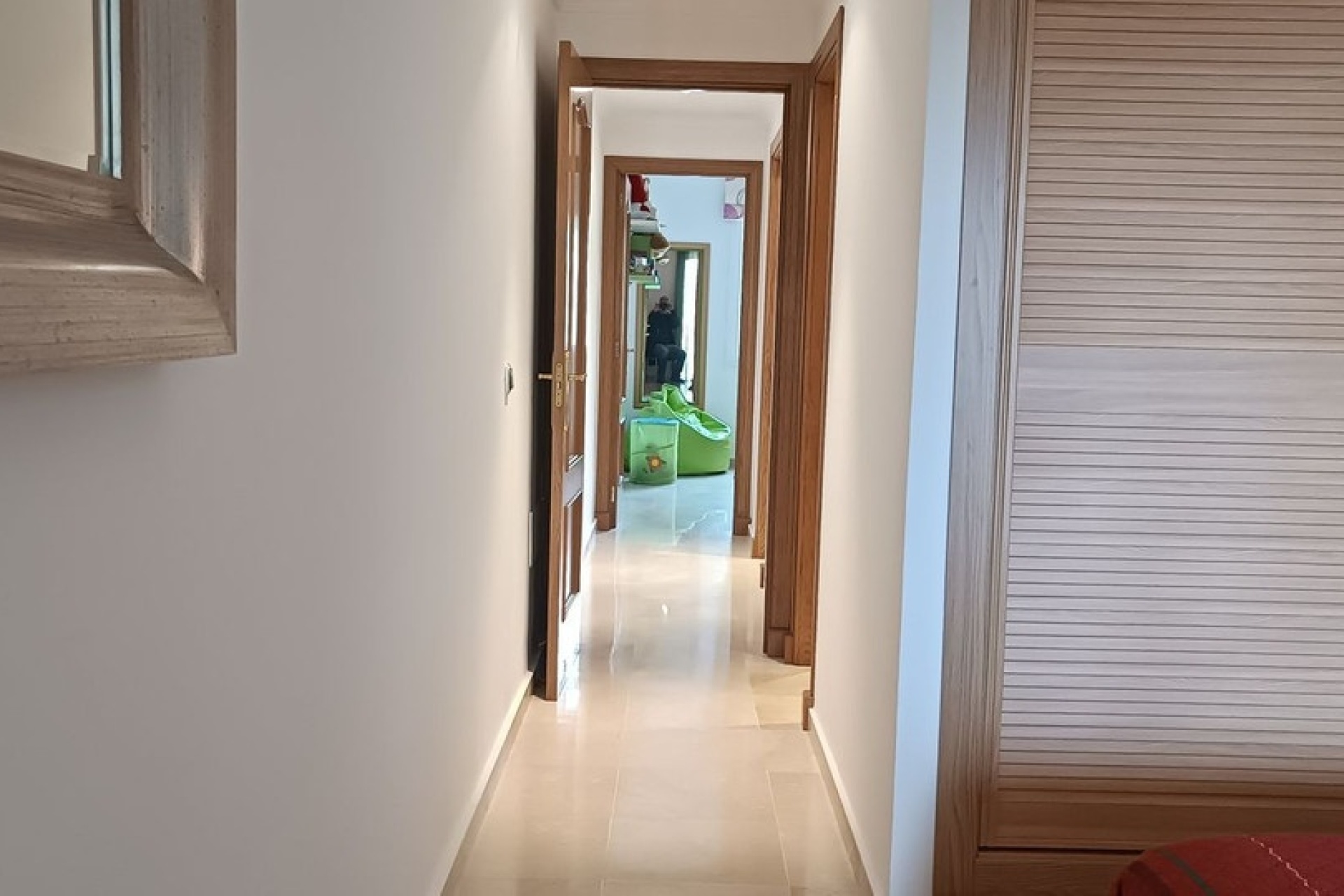 Resale - apartment - Marbella - Elviria