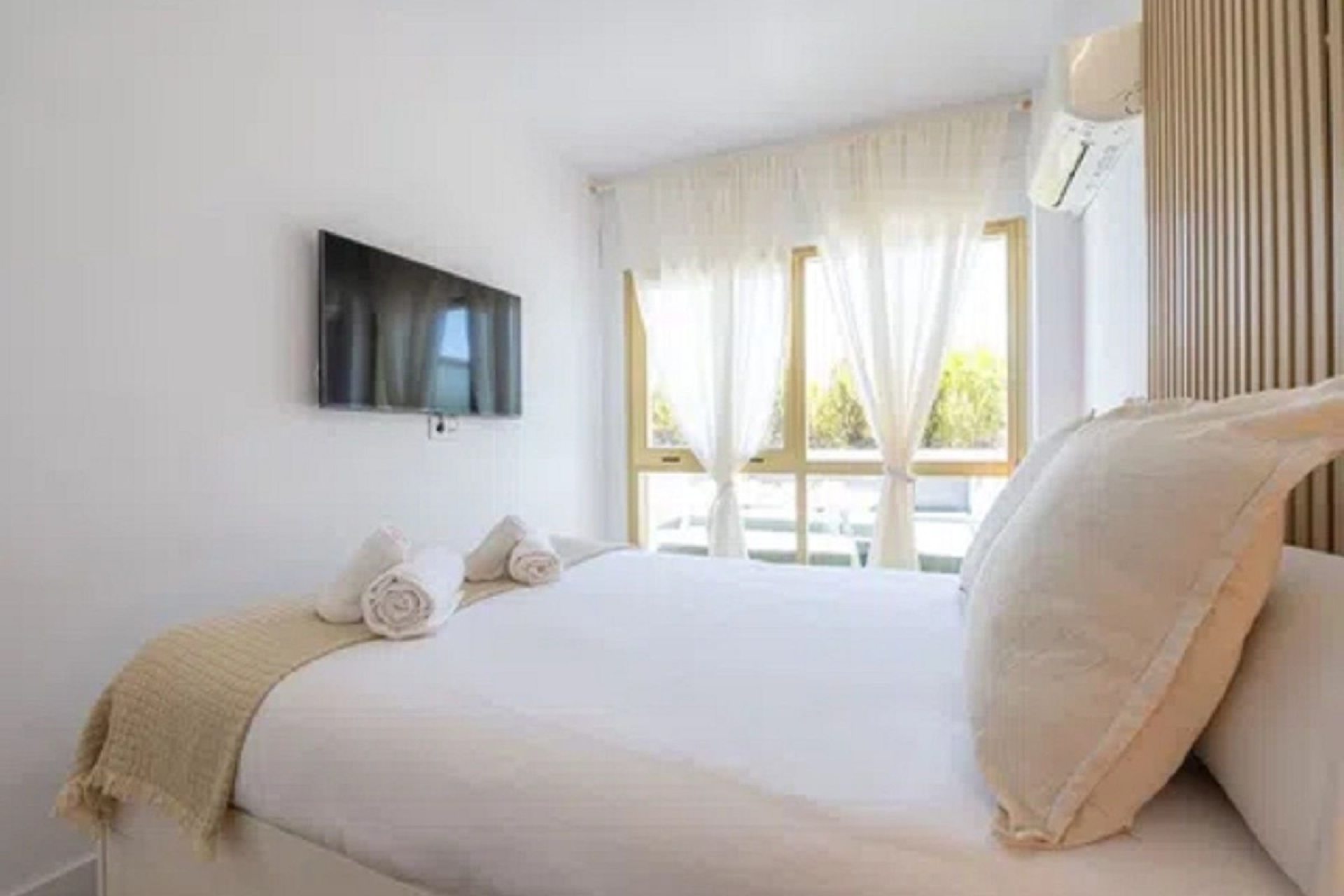 Resale - apartment - Marbella - Elviria