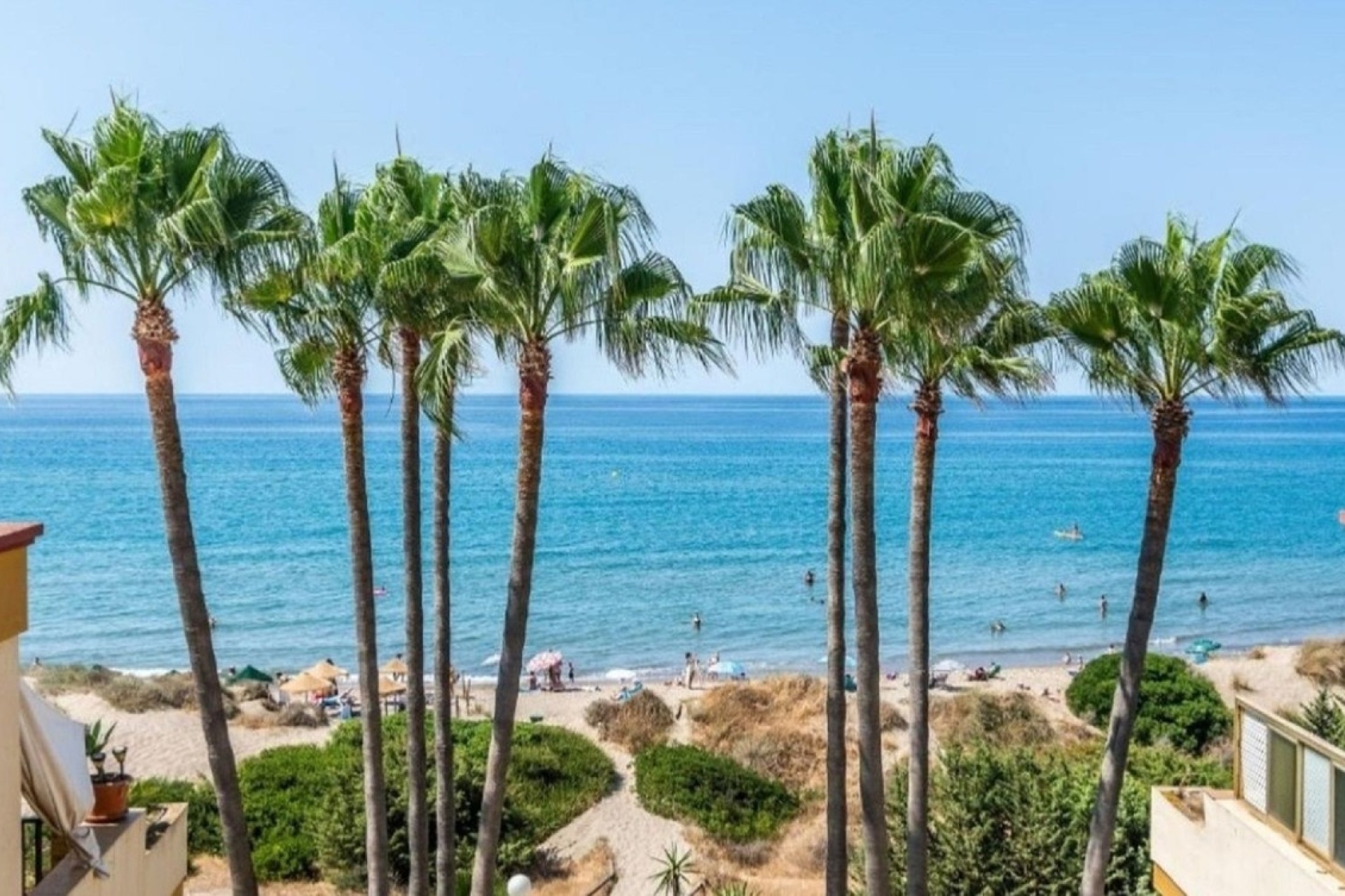 Resale - apartment - Marbella - Elviria