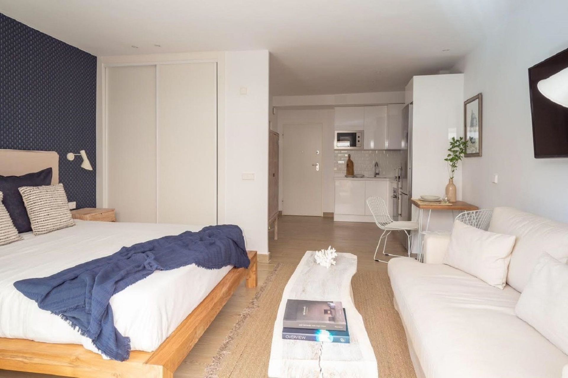 Resale - apartment - Marbella - Elviria