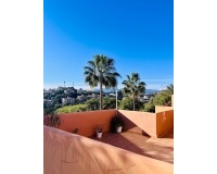 Resale - apartment - Marbella - Elviria