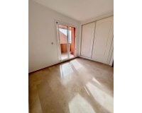 Resale - apartment - Marbella - Elviria