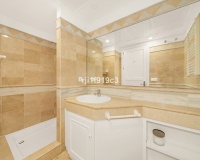 Resale - apartment - Marbella - Elviria