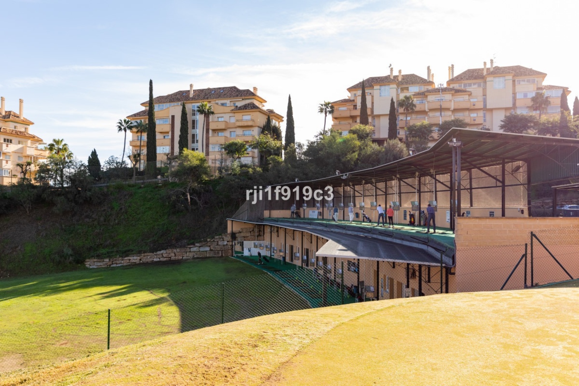 Resale - apartment - Marbella - Elviria