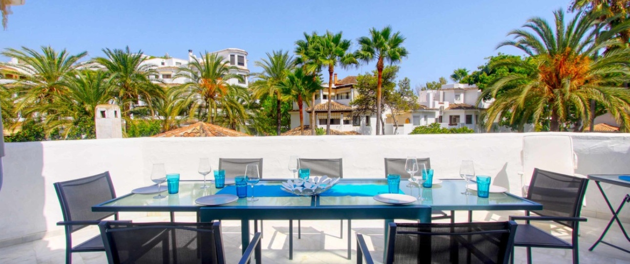 Resale - apartment - Marbella - Elviria