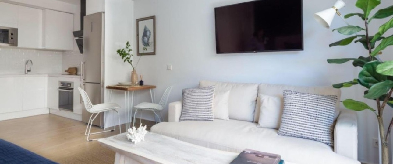 Resale - apartment - Marbella - Elviria