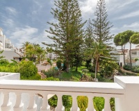 Resale - apartment - Marbella - Elviria