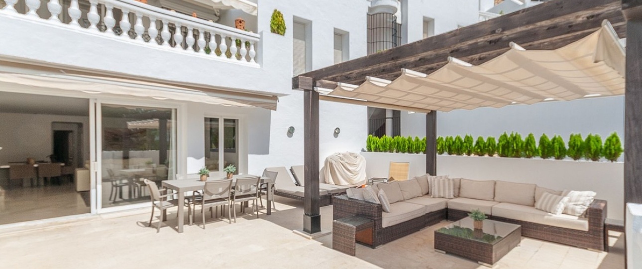 Resale - apartment - Marbella - Elviria