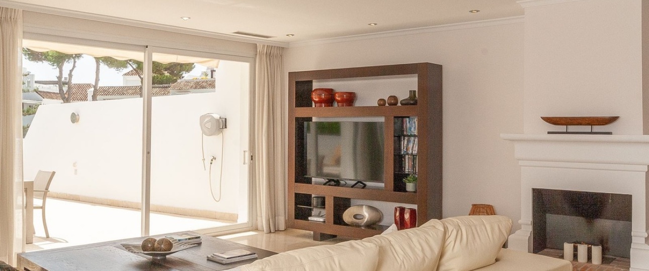Resale - apartment - Marbella - Elviria