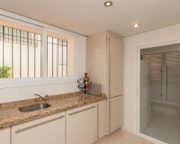 Resale - apartment - Marbella - Elviria