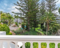 Resale - apartment - Marbella - Elviria