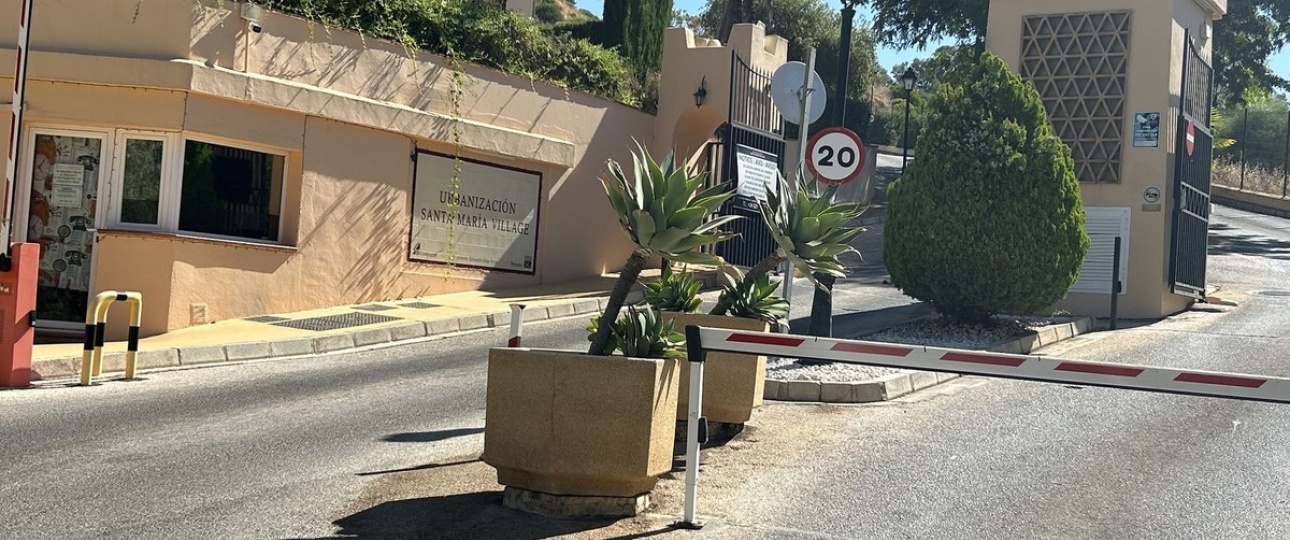 Resale - apartment - Marbella - Elviria