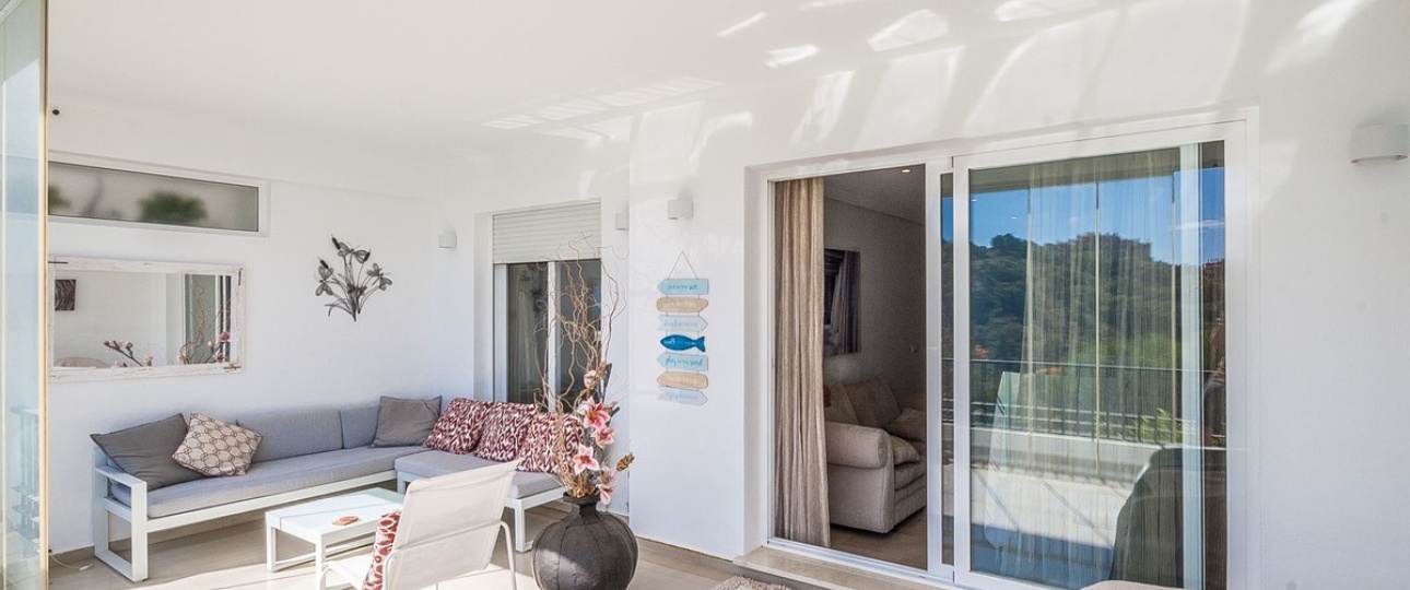 Resale - apartment - Marbella - Elviria