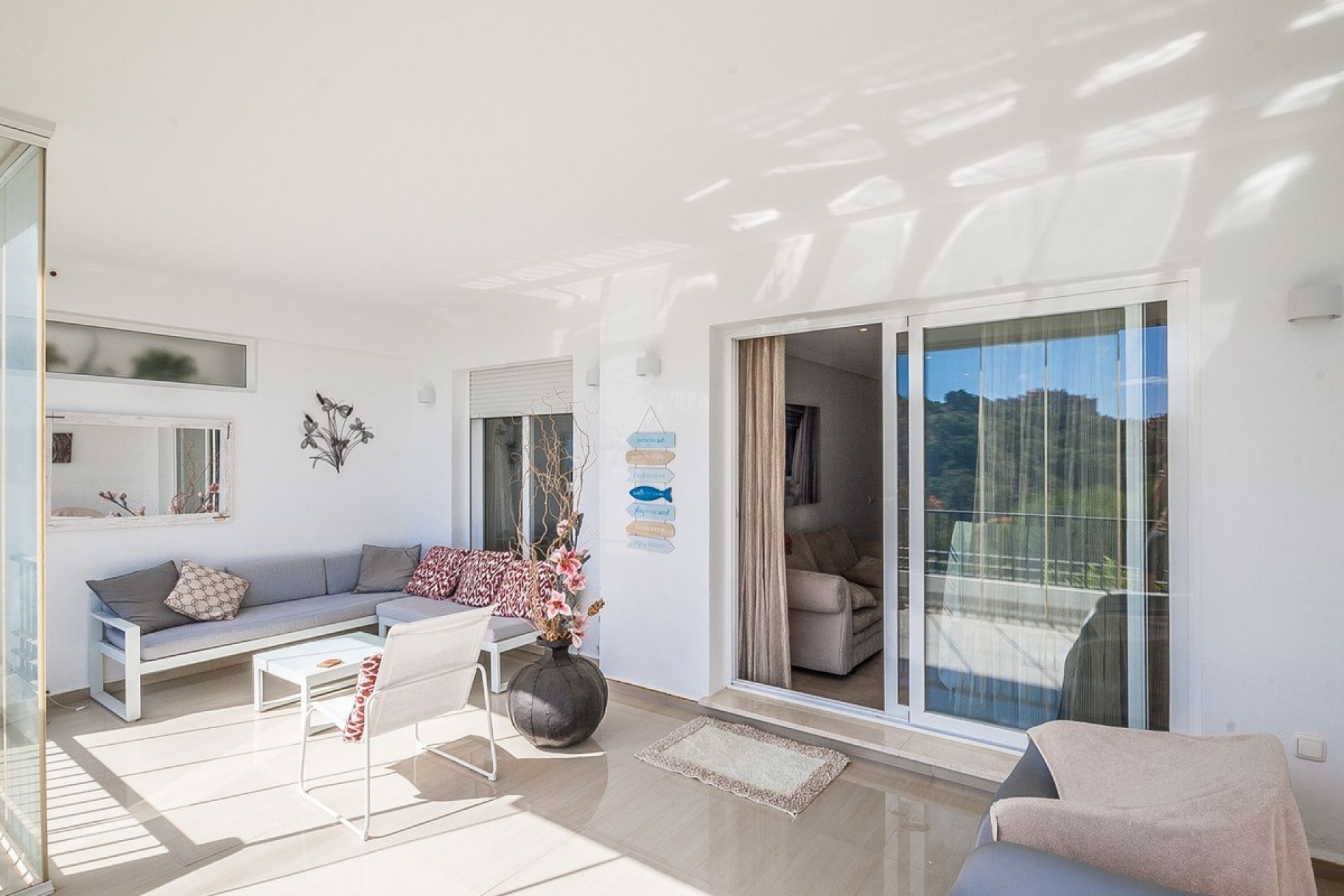 Resale - apartment - Marbella - Elviria