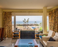 Resale - apartment - Marbella - Elviria