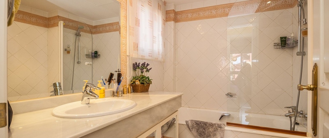 Resale - apartment - Marbella - Elviria