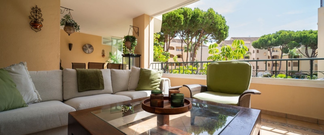 Resale - apartment - Marbella - Elviria