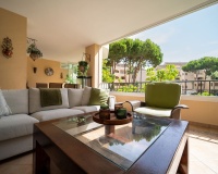 Resale - apartment - Marbella - Elviria