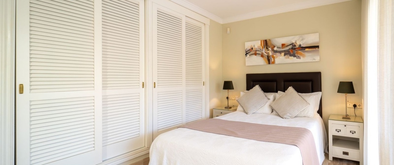 Resale - apartment - Marbella - Elviria
