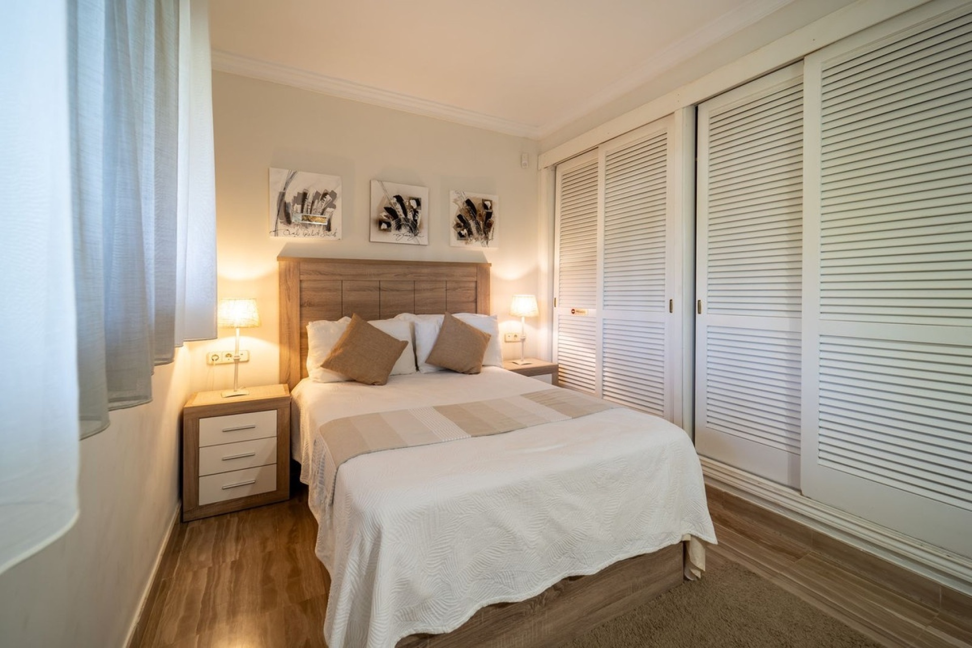 Resale - apartment - Marbella - Elviria