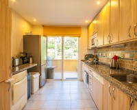 Resale - apartment - Marbella - Elviria