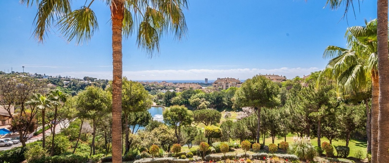 Resale - apartment - Marbella - Elviria