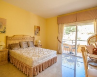 Resale - apartment - Marbella - Elviria