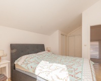 Resale - apartment - Marbella - Elviria
