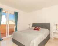 Resale - apartment - Marbella - Elviria