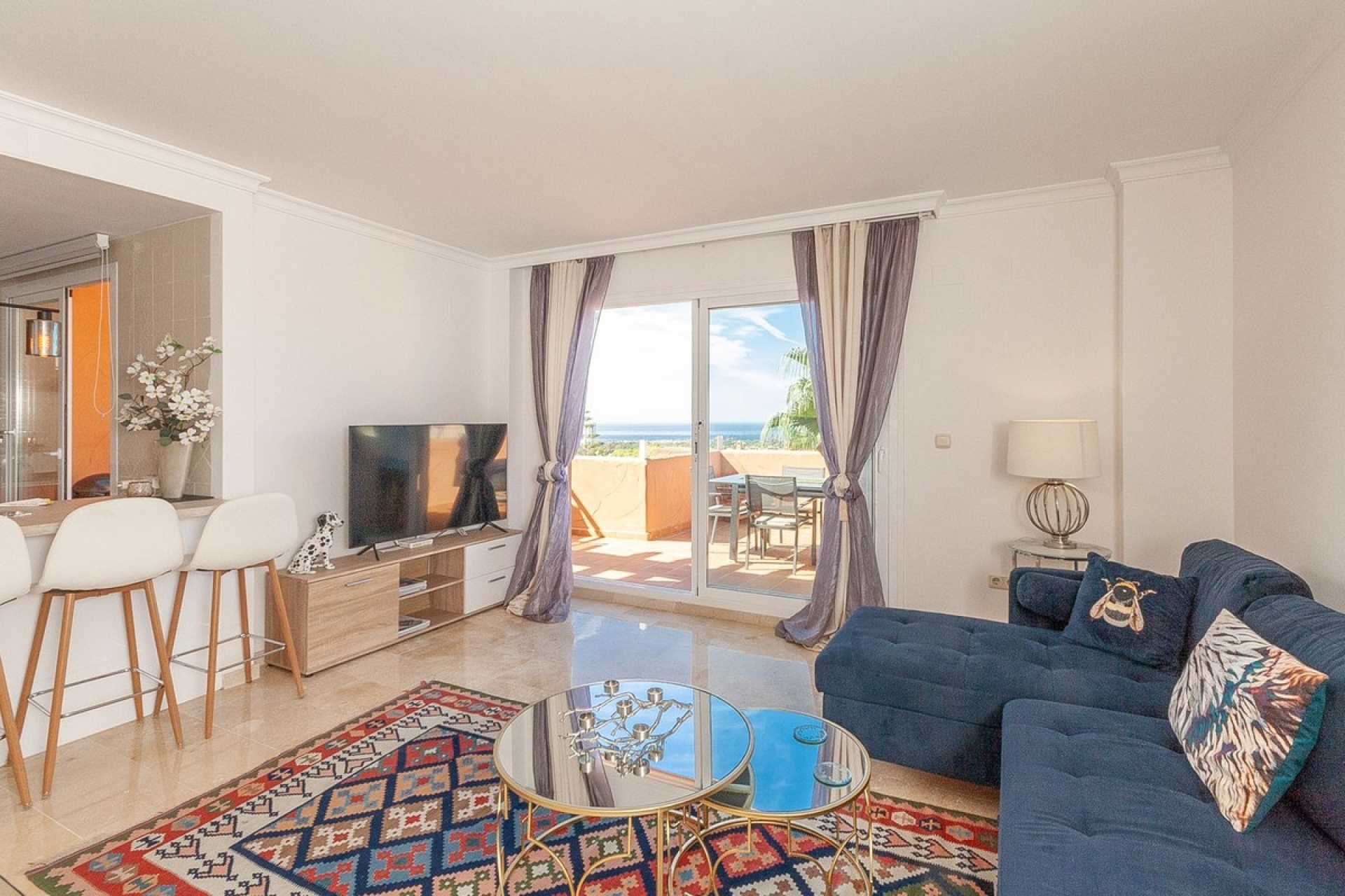 Resale - apartment - Marbella - Elviria
