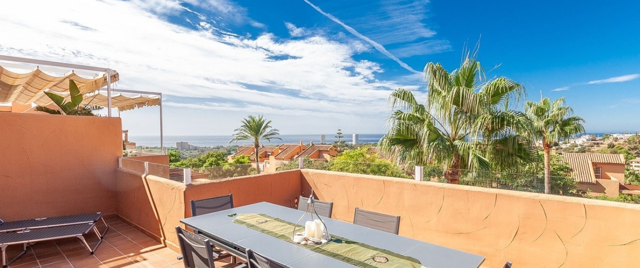 Resale - apartment - Marbella - Elviria