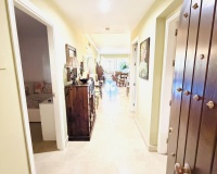 Resale - apartment - Marbella - Elviria