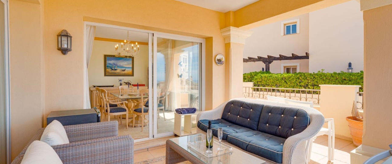 Resale - apartment - Marbella - Elviria