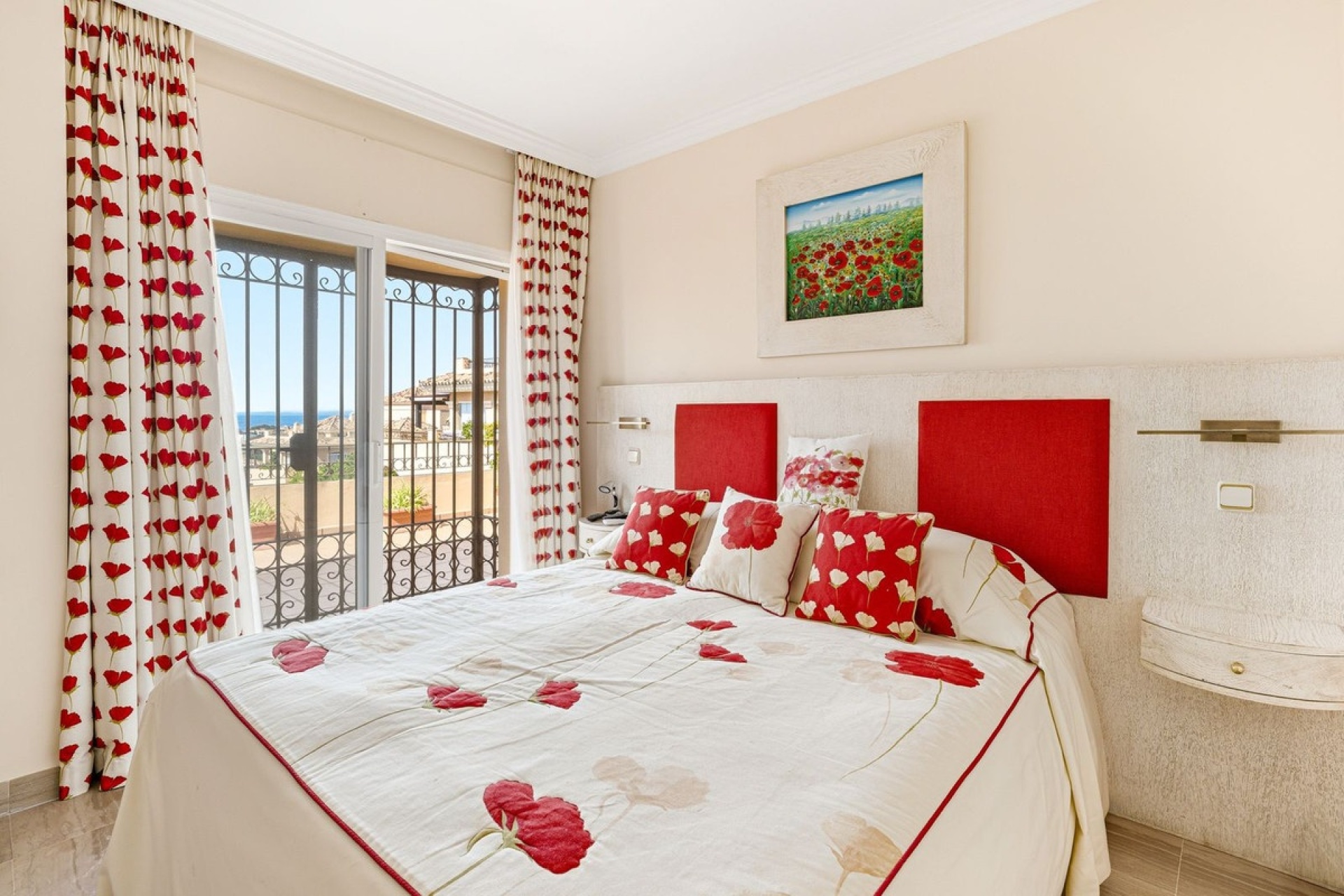Resale - apartment - Marbella - Elviria