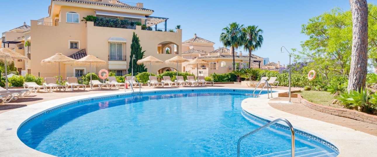 Resale - apartment - Marbella - Elviria