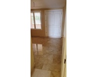 Resale - apartment - Marbella - Elviria