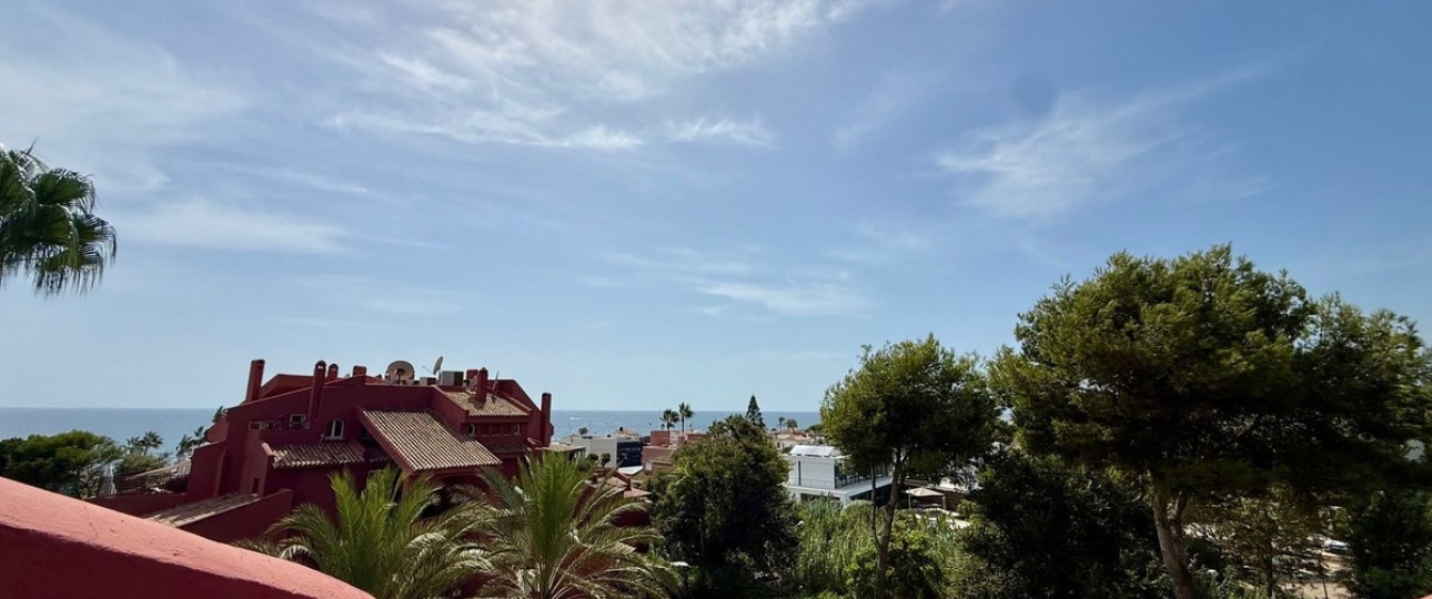 Resale - apartment - Marbella - Elviria