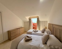 Resale - apartment - Marbella - Elviria