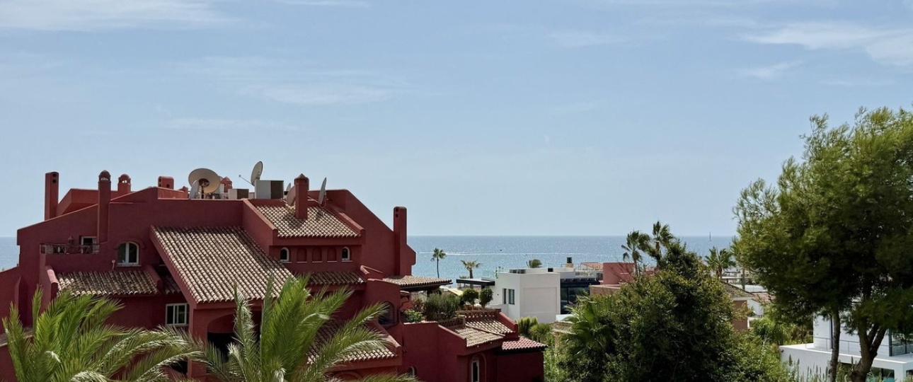 Resale - apartment - Marbella - Elviria