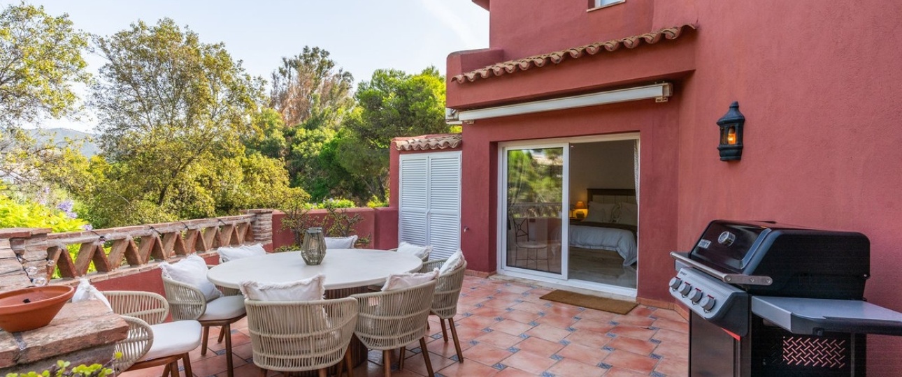 Resale - apartment - Marbella - Elviria