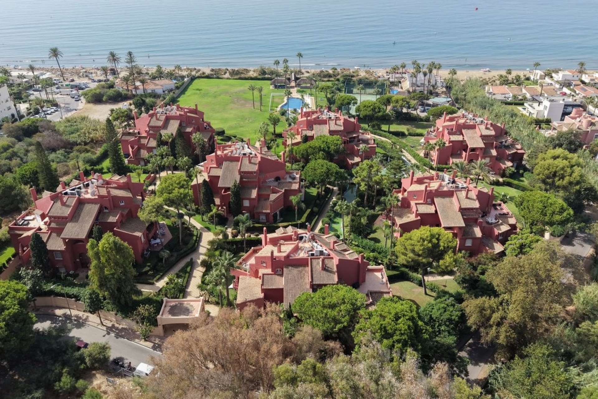 Resale - apartment - Marbella - Elviria