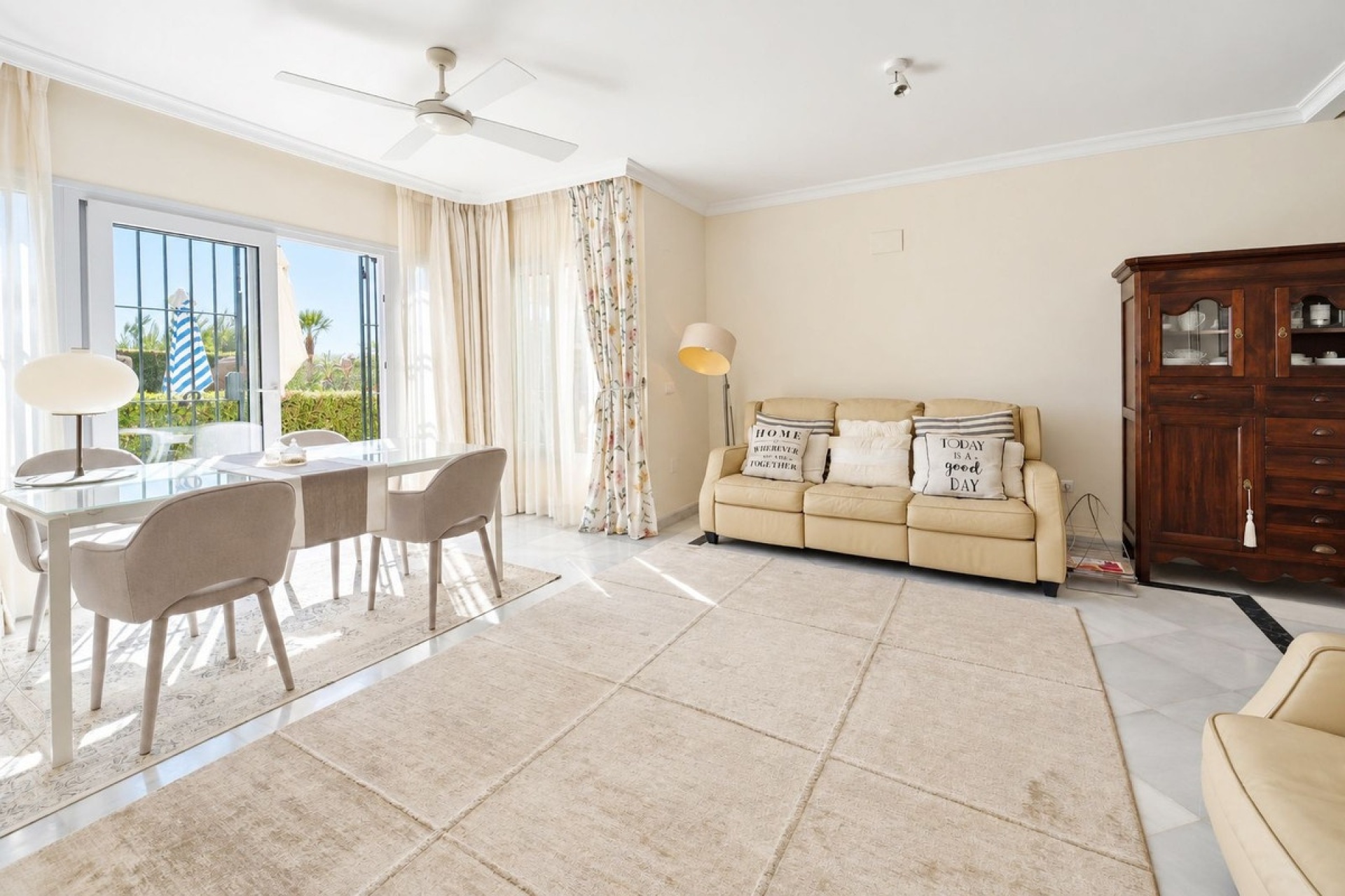 Resale - apartment - Marbella - Elviria