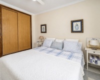 Resale - apartment - Marbella - Elviria